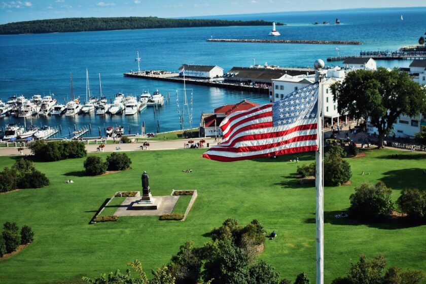 Mackinac Island: Dive into the Magic of "America’s Summer Place"!